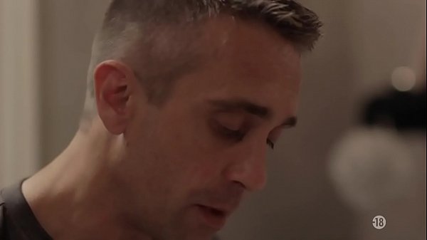 Nonton Le Baiser thumbnail