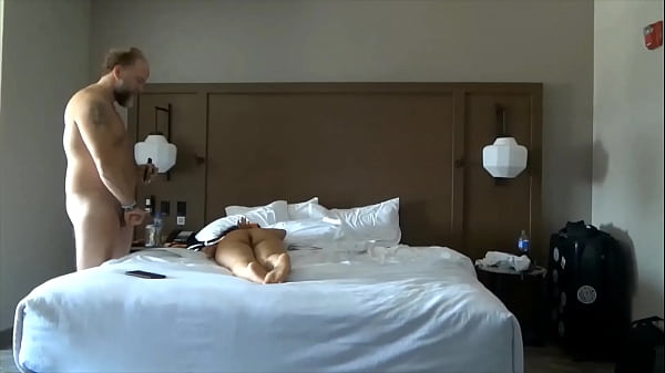 Recibo Mis Golpes Por Ser Puta Sucia - Pt 1 thumbnail