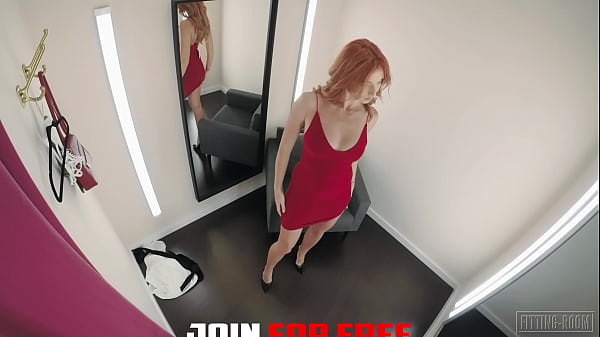 Fitting-room - Red Fox Si Riempie La Figa E Il Culo Di Lubrificate E Si Scopa thumbnail