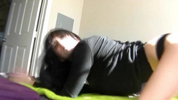 Nonton Hot Emo Slut Twerking thumbnail