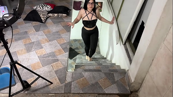 Nonton I Meet My Step-cousin Upstairs thumbnail