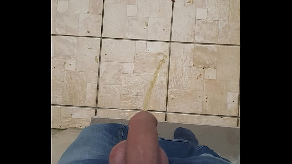 Nonton Pipi Terasse thumbnail