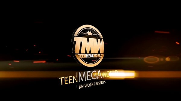 Nonton Mesmerizing Minerva Enjoys Every Second thumbnail