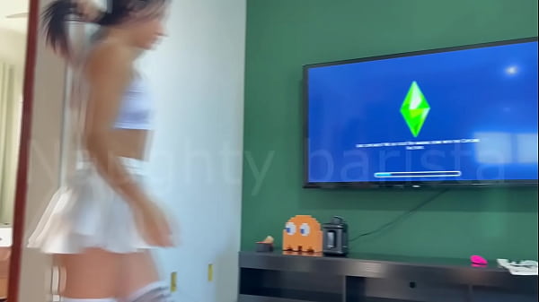 Nonton Bola No Buraco Da Novinha Do Golfe thumbnail