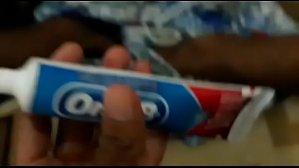 Nonton Punch With Toothpaste thumbnail