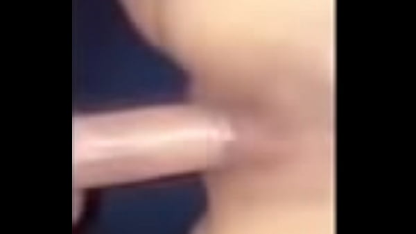 Nonton Very Wet Pussy Grips Cock thumbnail