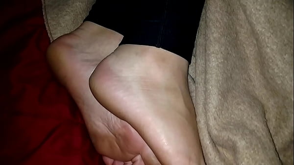 Feet worship 