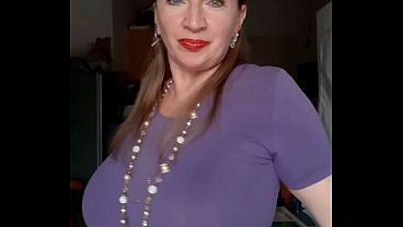 Nonton Busty Milf Mariaold Bouncing Natural Saggy Boobs thumbnail