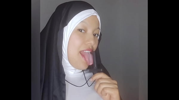 Nonton Sor Rita Masturbates For You, With Her Great Dildo Until She Drips Around Her Pussy thumbnail