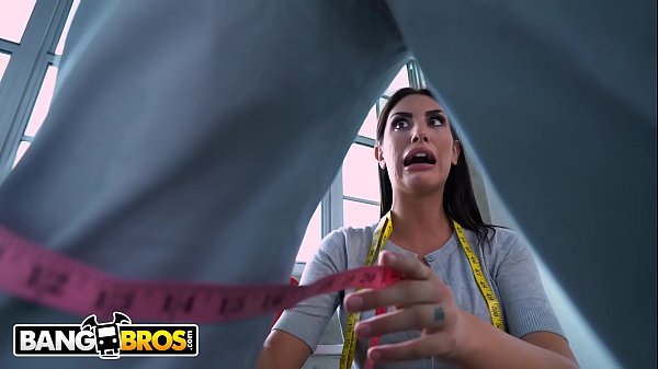 Nonton Bangbros - Gorgeous Babe August Ames Loses Her Mind When She Sees Jay's Big Black Cock thumbnail