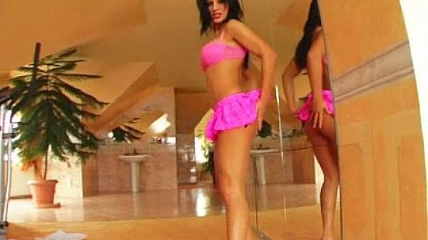 Ass Traffic Four Guys Double Penetrate Two Big Tittied Blondes thumbnail