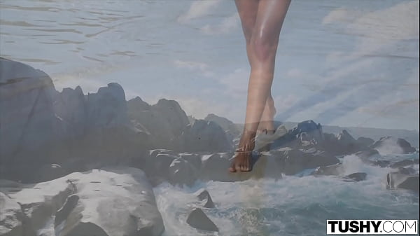 Nonton Tushy Stunning Model Gets Her Ass Gaped thumbnail