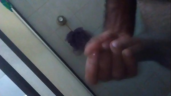 Mi Pajita Rika En El Ba&ntilde;o De Un Amigo thumbnail