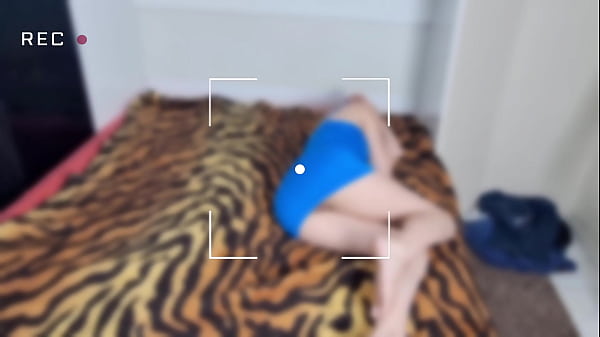 Nonton A Noturna Inesperada No Quarto Da Minha Meia-irma thumbnail