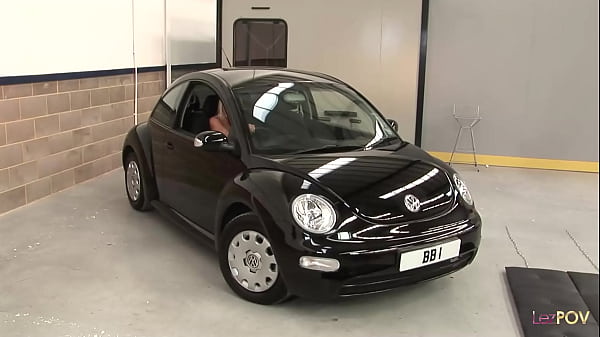 Two attractive lesbian brunettes started seducing the adorable blonde with big boobs. When they began their seduction in the car they didnt know that this could end up being a hot lesbian threesome. 