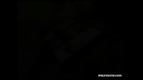 Nonton Brunette Bambi Plays With Her Perfect Pussy In Casting thumbnail