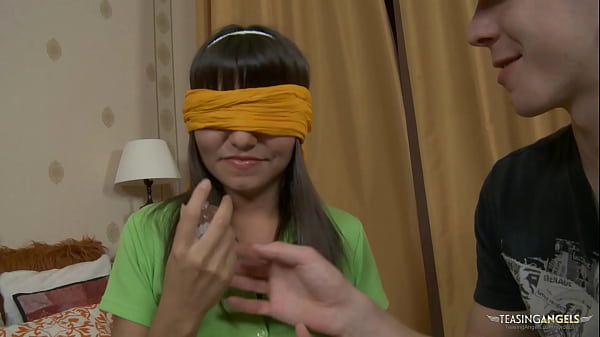 Nonton First Time Swallowing Cum Went Well For The Cute Babe And She Was Very Pleased thumbnail