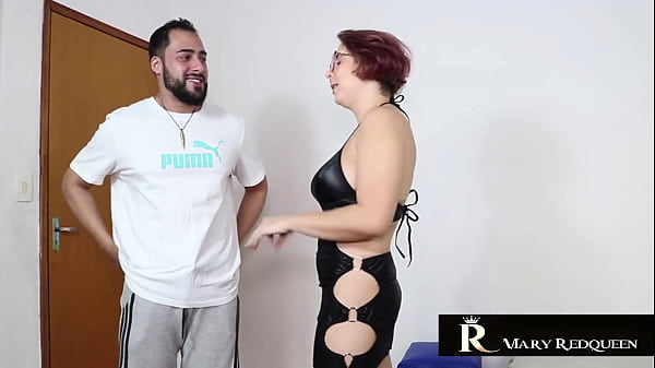O Negão Dotado Fodeu A Bunduda Ruiva Sem Piedade