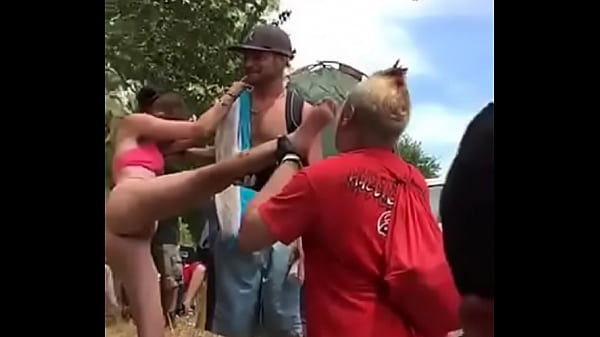 Dirty Music Festival Feet Worshiping By Flipflop The Clown &ndash; Clip # 2 thumbnail