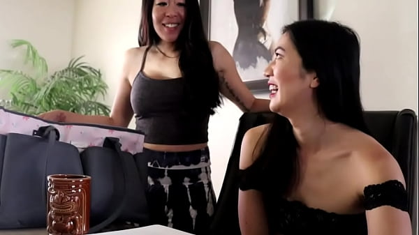 Asian Girlfriend Outs You As A Diaper Wearer thumbnail