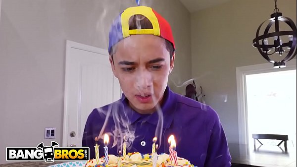 Nonton Bangbros - Busty Milf Reagan Foxx Rides Bday Boy's Big Cock thumbnail