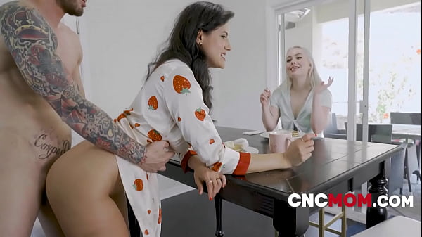 Stepmom Runs A Free Use Household thumbnail