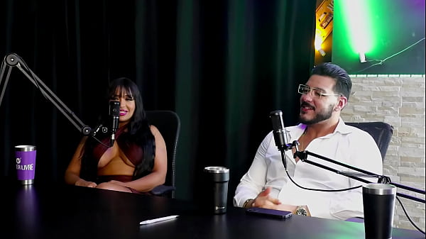Como o Franc&ecirc_s conheceu a Brasileira, est&aacute_ introduzindo ele aos poucos no meio liberal, fizeram menage, e a diferen&ccedil_a... - Casal Cherie (WATCH ON: SHEER/RED)
