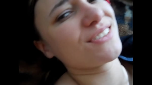 Nonton Жена привыкает к камере thumbnail