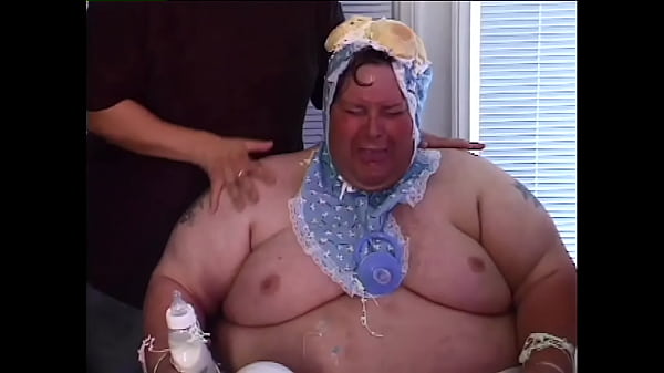 Welcome to the bizarre world of pervert midgets - Bridget Powers, Candy Apples, Kathy Jones, Tree Sweet 