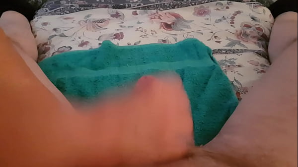 Nonton She Loves Making Me Cum thumbnail