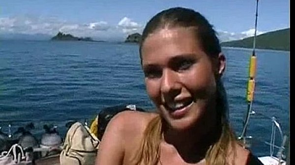 Nonton Tuff Life thumbnail