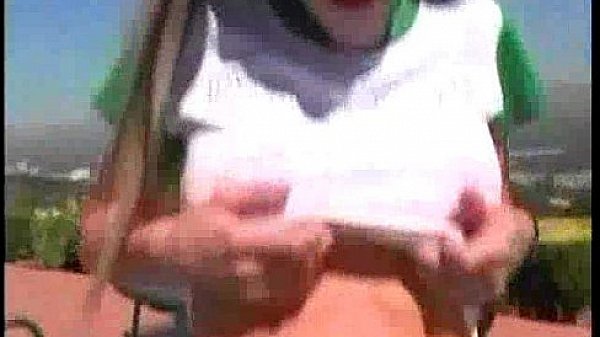 Nonton Damn Hot Body thumbnail