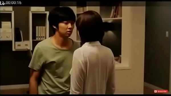 Nonton Hot To Having Sex With His Step Mom thumbnail