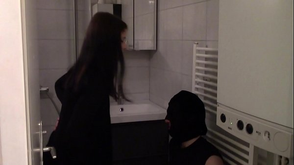 Femdom Slapping thumbnail