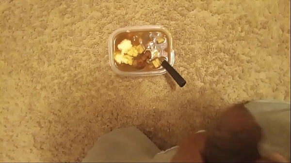 Stroking before eat  2