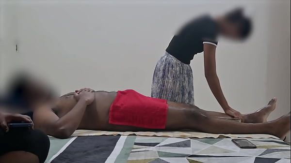 Spa Sexy Girl Massaging thumbnail