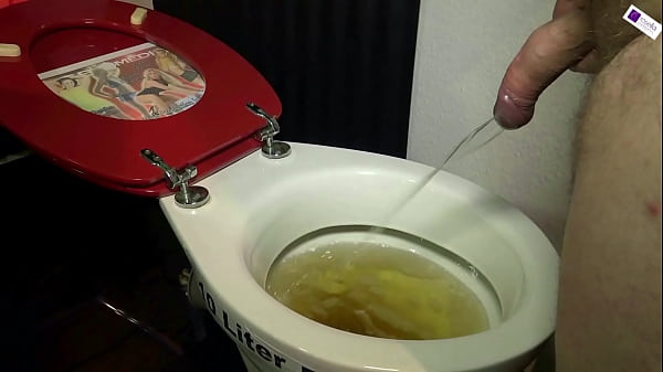Nonton Two Female Toilet Sluts Where Used Dirty By Men And Womens! thumbnail