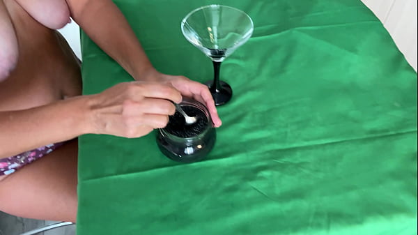 Nonton Mature Stepmom Milking Her Breeding Bull Balls Food Fetish thumbnail