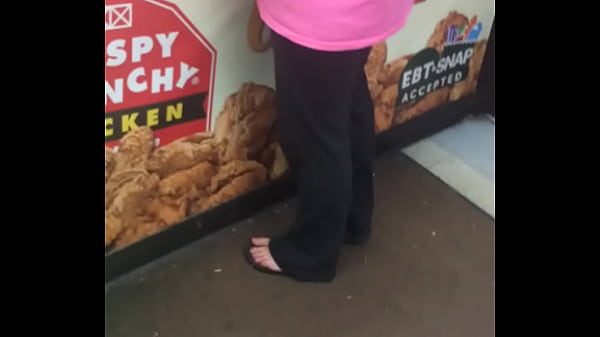 White Lady Mature Candid Toes thumbnail