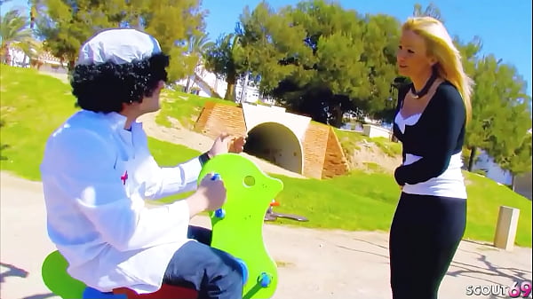 Rough 3some Fuck With Blonde Spanish Cougar thumbnail