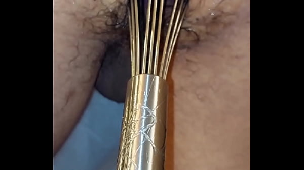 Трахают в жопу железом thumbnail