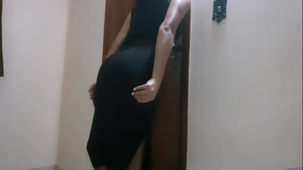 Nonton Corno Trabalhando E Esposa Chama Um Homem Para Fazer Sexo thumbnail