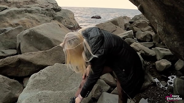 Cute Babe Fingering her Pussy In Public and gets a powerful orgasm 