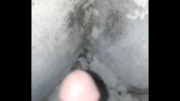 JALANDOMELA HASTA SACARME TODA LA LECHE CALIENTE