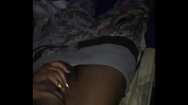 Hood chick blowjob