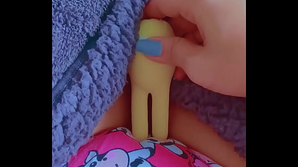 First time latina cutie&rsquo;s toy tease 