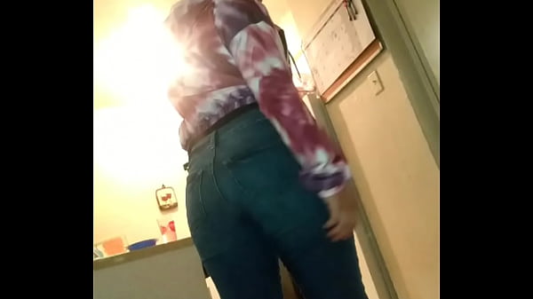 BIG ASS WITH THONG