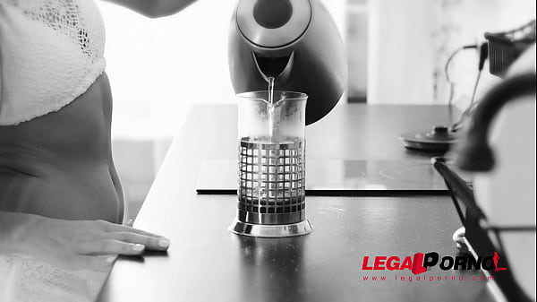 Nonton Cum Hungry Carry Cherry Rides Huge Dick With Her Tight Teen Asshole Gp052 thumbnail