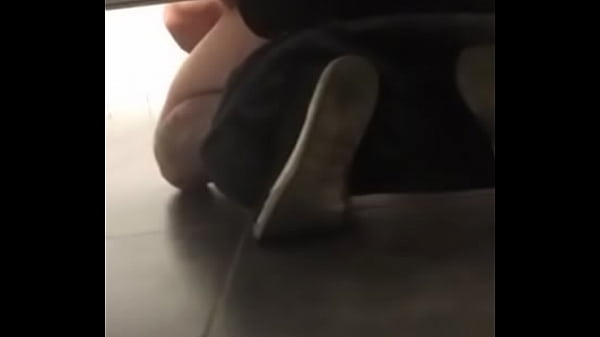 Flagra Banheiro P&uacute;blico 1 thumbnail