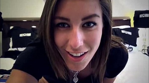 Sexting Teen thumbnail